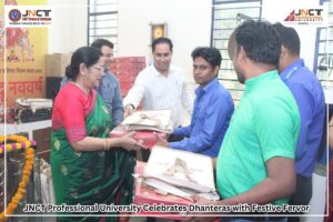 Celebrates Dhanteras with Festive Fervor 100