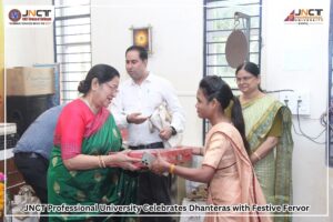 Celebrates Dhanteras with Festive Fervor 94